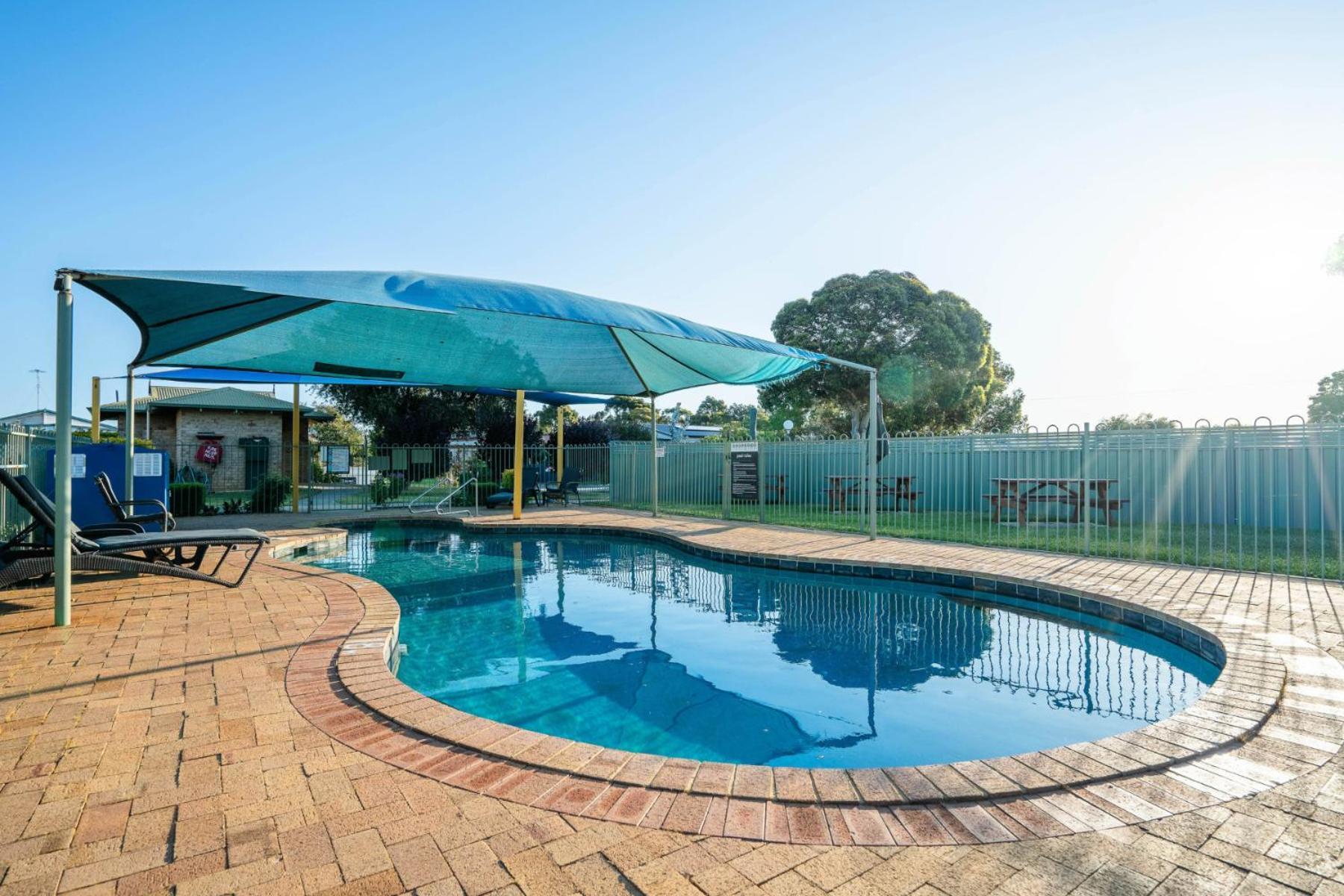 Tasman Holiday Parks - Serpentine Falls Exterior photo
